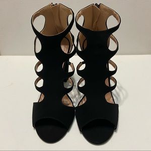 NWT Charlotte Russe Black Heidi Heeled Sandals 8